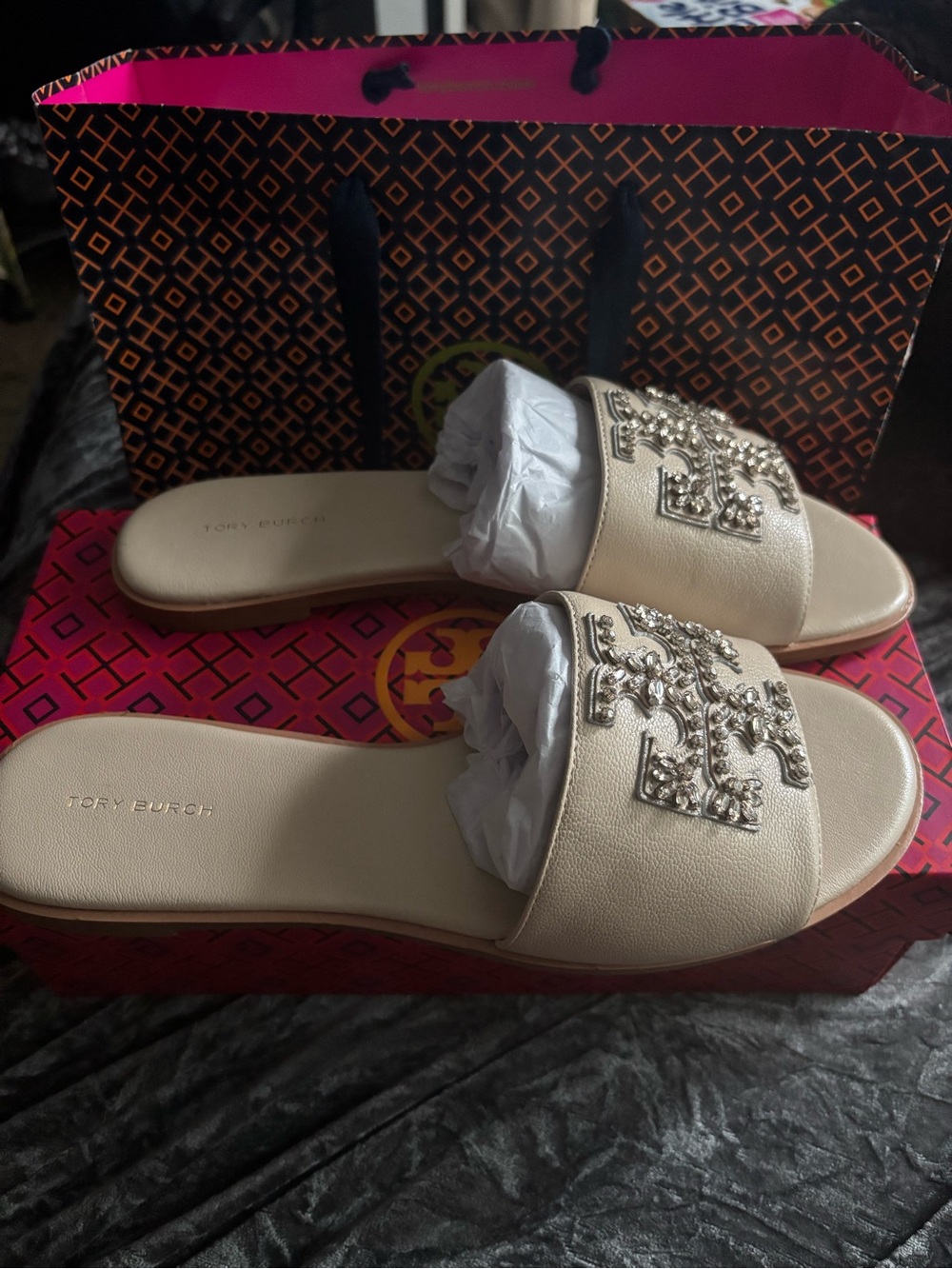 Tory Burch Everly Embellished Slide new in box - Picture 3 of 6